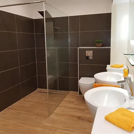 Ferienwohnung Abendrot Und Hafeneinfahrt 아파트